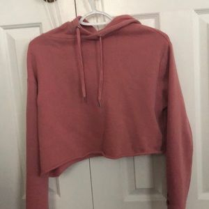 Rose pink cropped sweater with hood